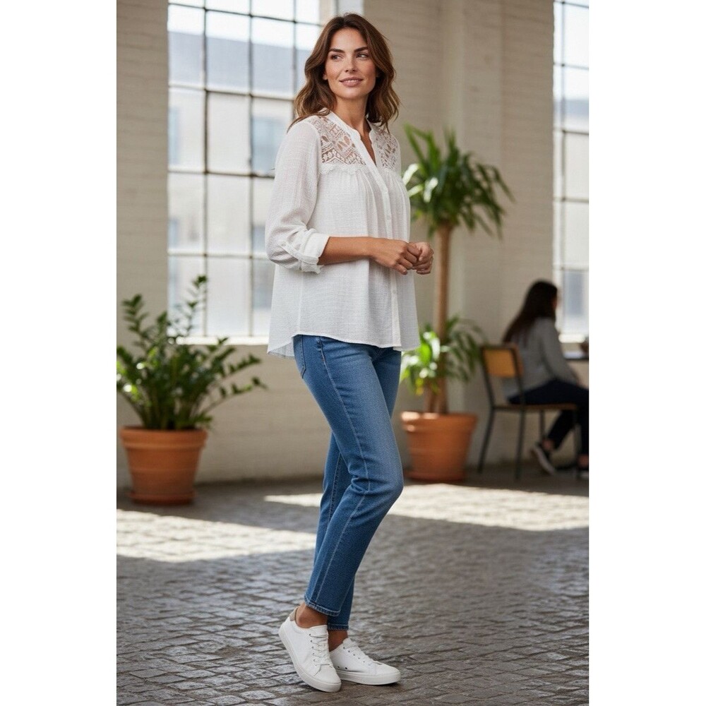 Mine White Lace Yoke Button Front Blouse Women’s Medium Boho Roll Tab Sleeve